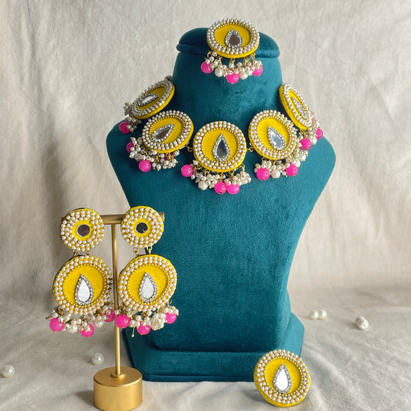 Handmade  Jewellery (Necklace Set ) code - 051