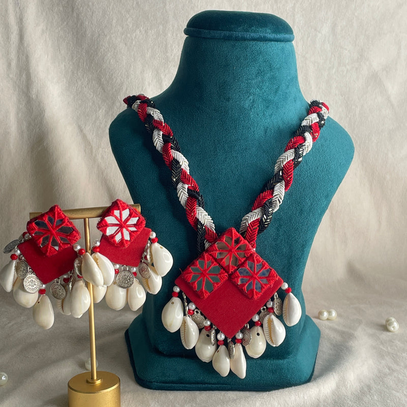 Handmade  Jewellery (Necklace Set ) code - 050