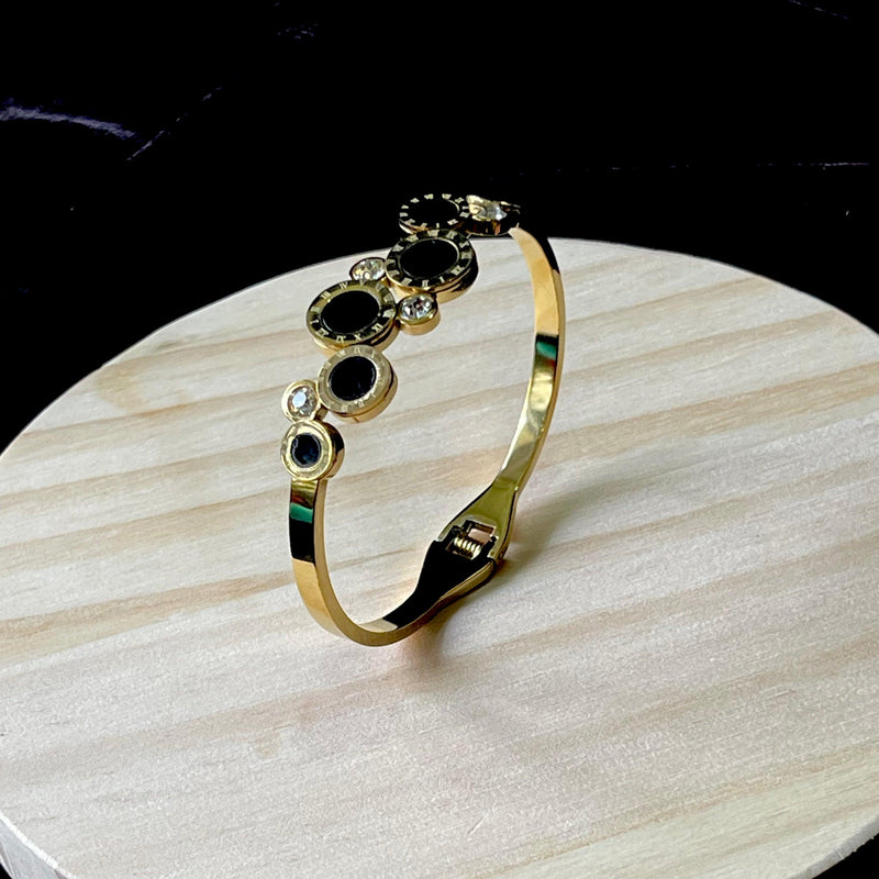 DAILY WEAR ANTI TARNISH BRACELET JEWELRY CODE - 021 - KHOJ.CITY