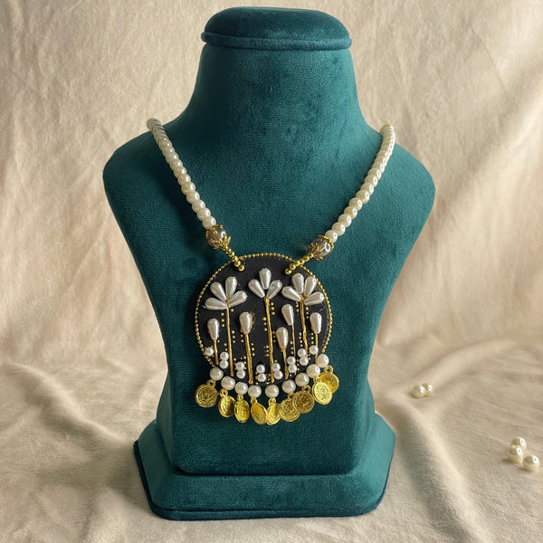 khoj city Handmade Jewellery (Necklace) code - 006