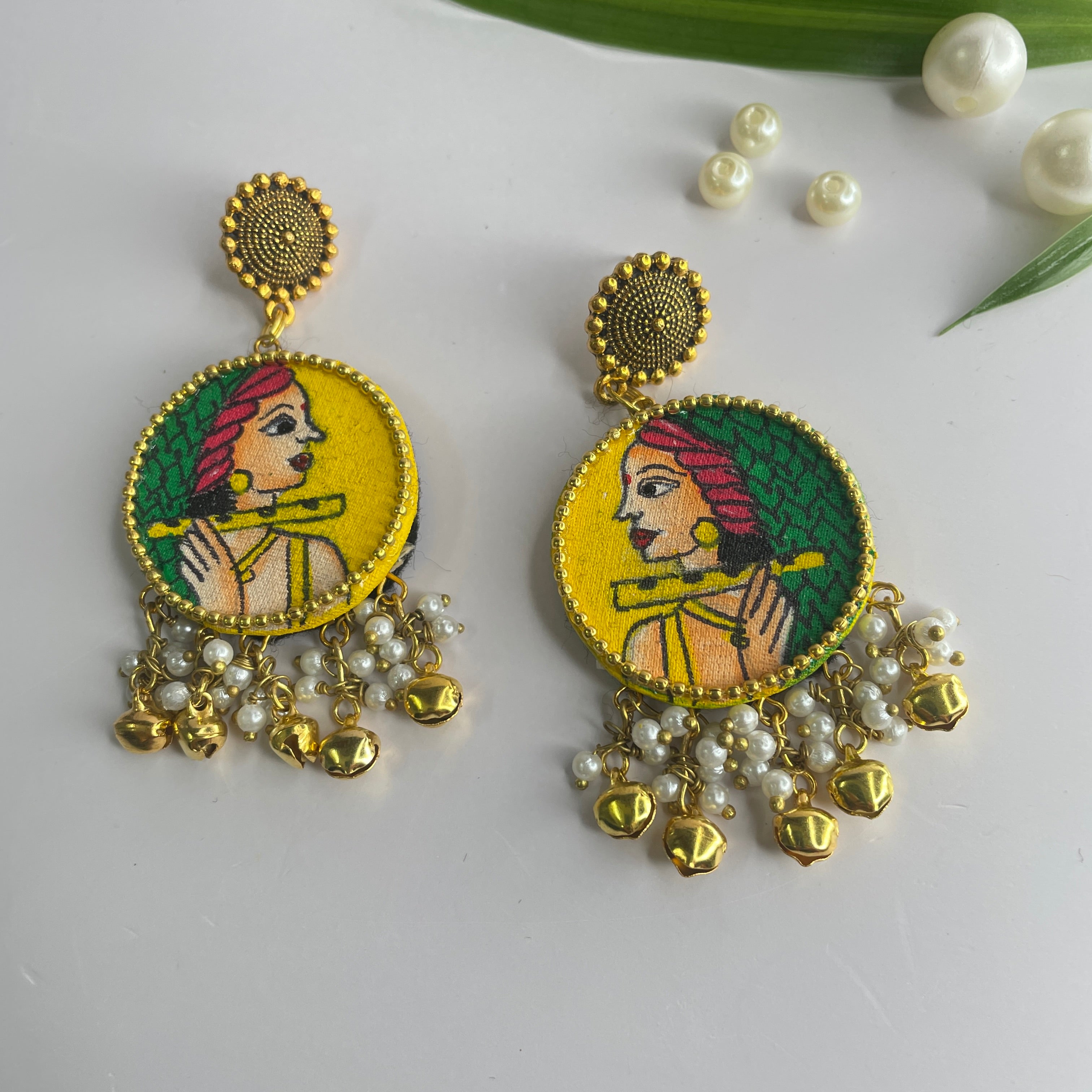 khoj city Mini / Chrome Yellow Bansy Handpainted Earrings)