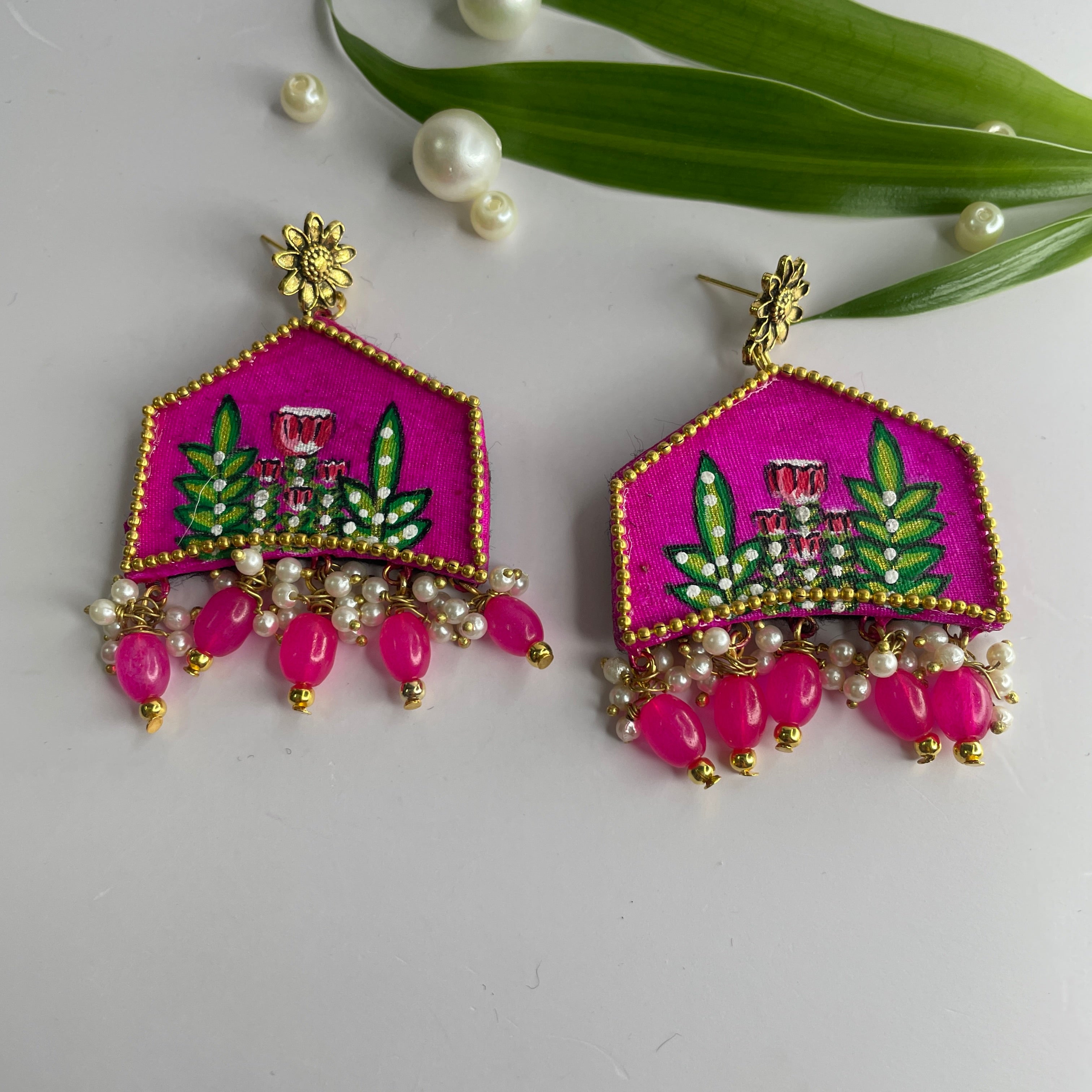 khoj city Mini / Dark Pink Tulipa Handpainted Earrings)