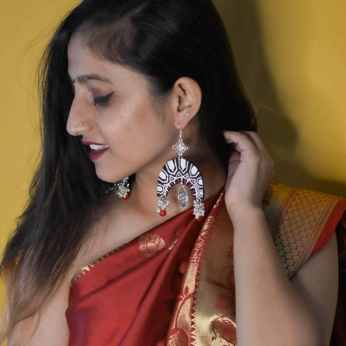 Indian Earrings Online : Buy Fancy and Traditional Jumkas for Women